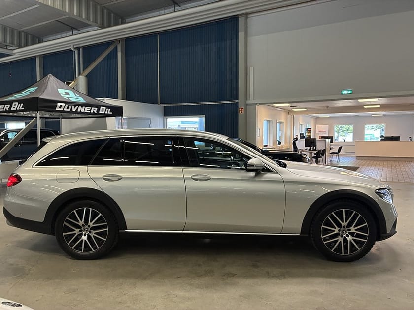 Bild 3 av Mercedes-Benz E 220 d 4MATIC All-Terrain 4M 9G-Tronic | Airmatic | 360 kamera