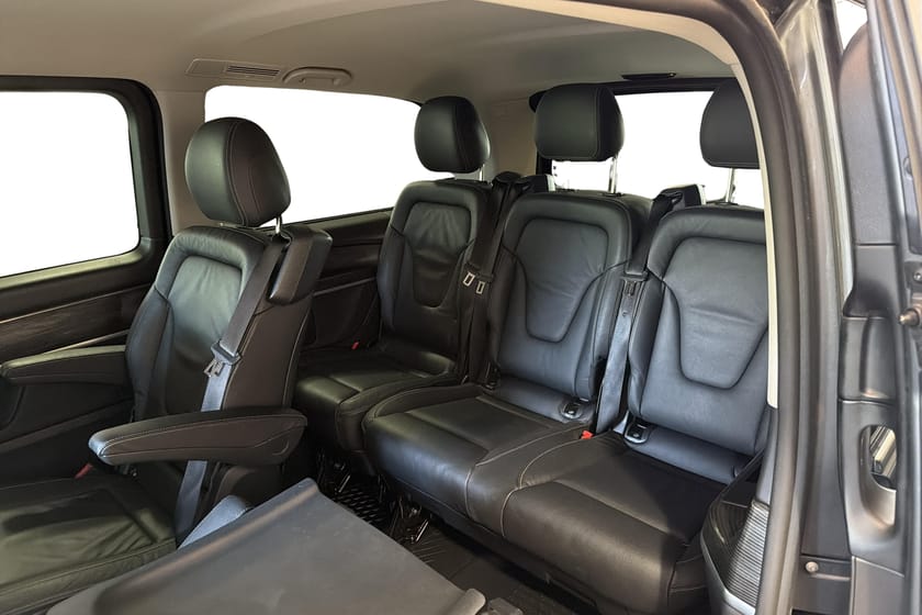 Bild 5 av Mercedes-Benz V 300d 4MATIC 3.2t