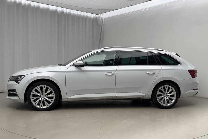 Bild 2 av Škoda Superb iV Kombi 1.4 TSI PHEV (218hk) Business Edition
