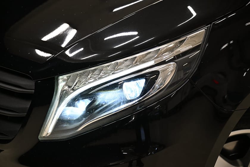 Bild 3 av Mercedes-Benz Vito 116 CDI 2.8t 9G 163HK Lång|LED|Drag|Värmare|Enägare|Leasbar