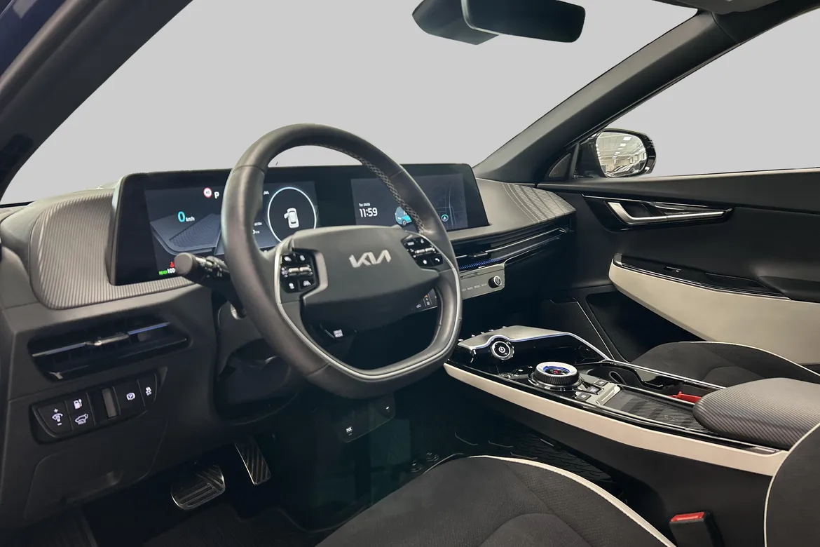 picture of a car