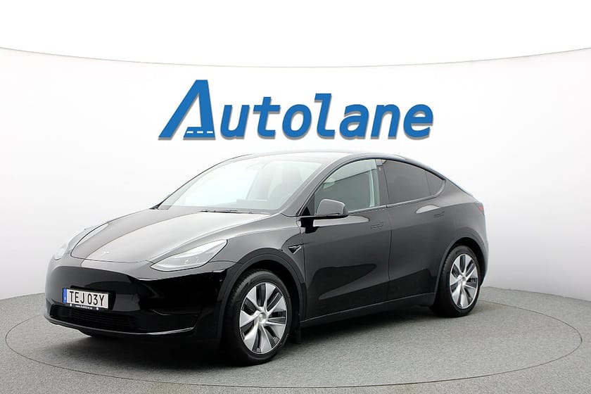 Bild 4 av Tesla Model Y Standard Range RWD RWD, Pano, MOMS, Kamera 299hk