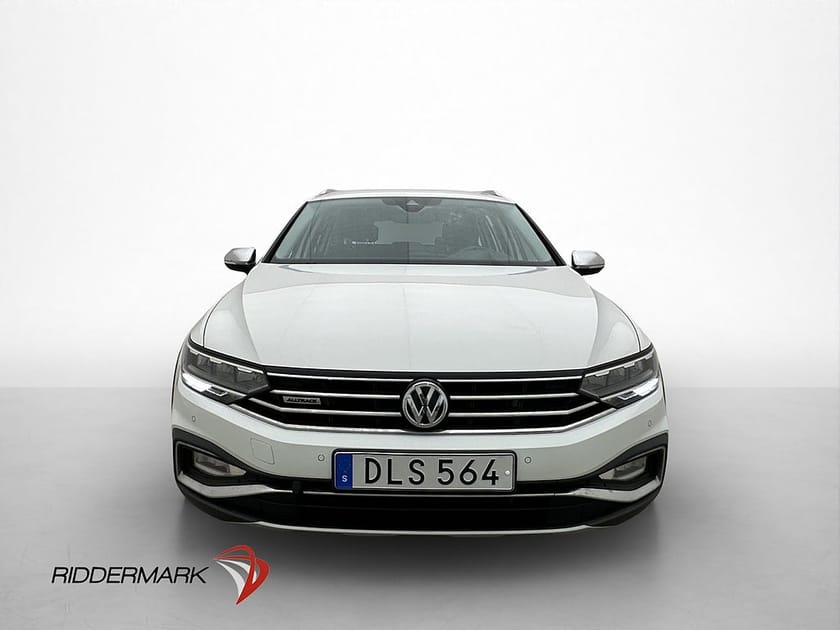 Bild 2 av Volkswagen Passat Alltrack 4M Executive D-Värma Navi CarPlay