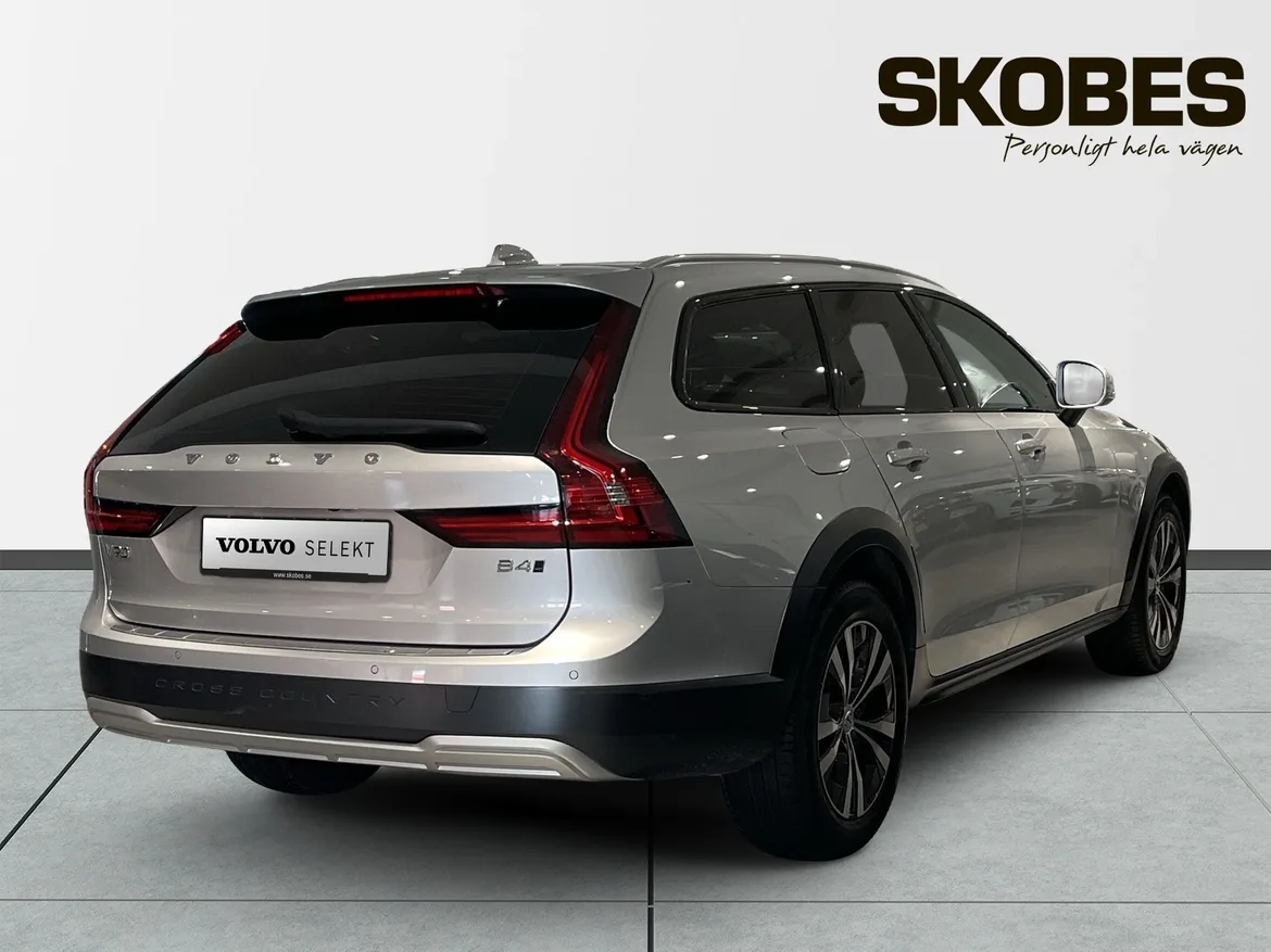 Volvo V90 Cross Country