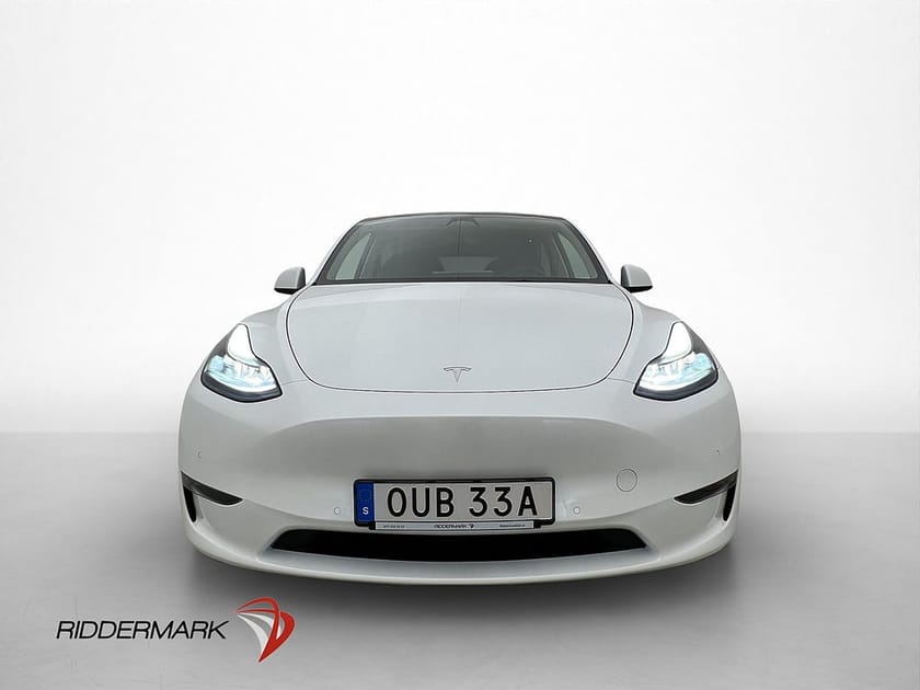 Bild 3 av Tesla Model Y Long Range AWD Drag Värmare Pano Skinn Kamera