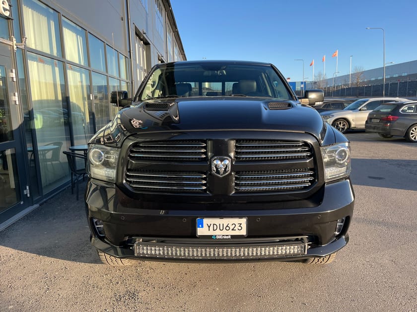 Bild 4 av RAM 1500 Crew Cab