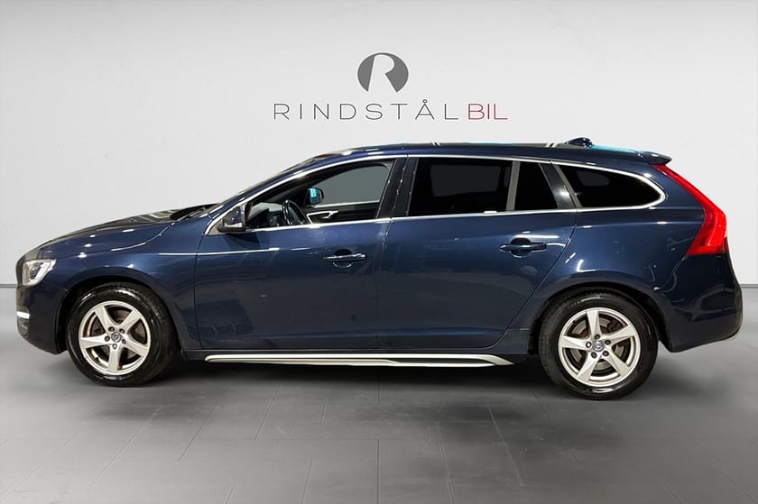 Bild 4 av Volvo V60 D3 136 HK MOMENTUM DRAG NAVI D-VÄRM KAMREM BYTT 16"