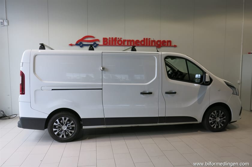 Bild 2 av Nissan NV300 Skåpbil 1.6 dCi 120hk L2 Drag V-Hjul Inredning