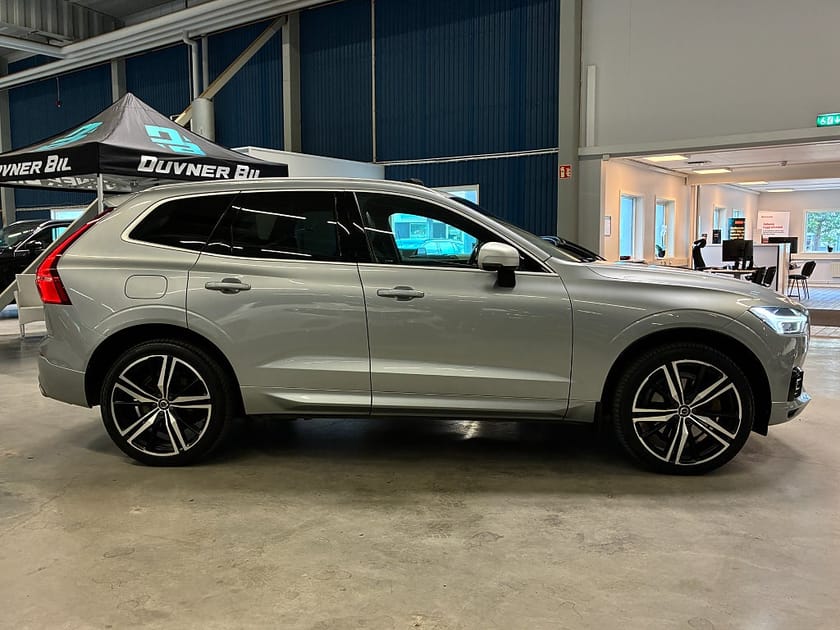 Bild 2 av Volvo XC60 Volvo T8 Twin Engine | B&W | Panorama | HUD