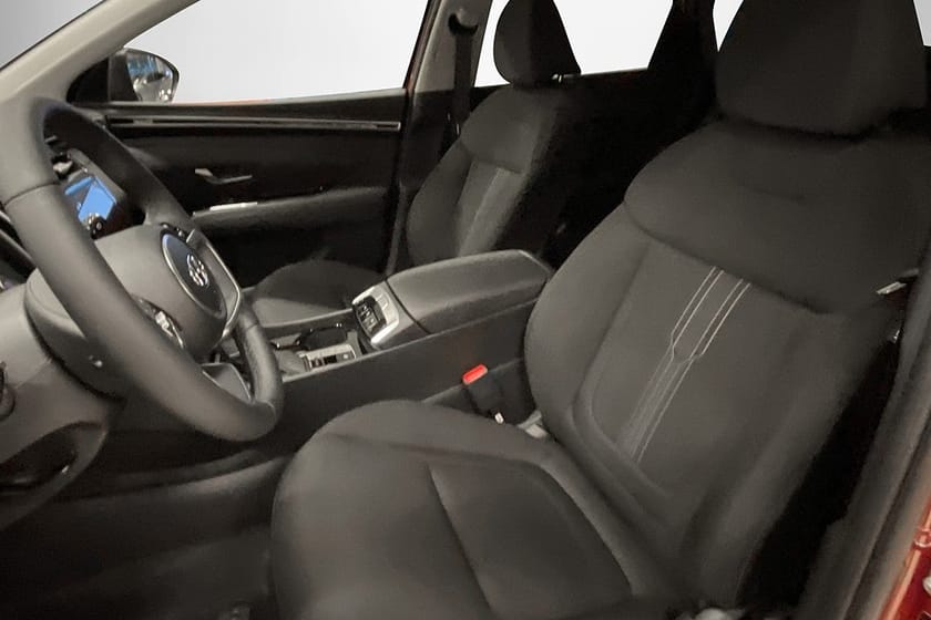 Bild 5 av Hyundai Tucson 1,6 T-GDI 150Hk Essential Edition AUT