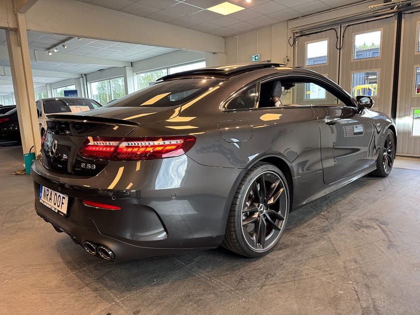 Bild 4 av Mercedes-Benz AMG E 53 4MATIC+ Coupé