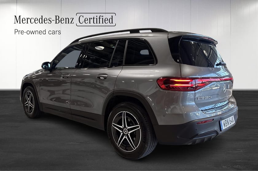 Bild 2 av Mercedes-Benz EQB 250+ SPECIAL EDITION AMG Advanced, Panoramatak, Nightpackage
