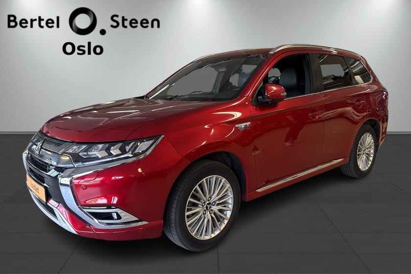 Bilde 1 av Mitsubishi Outlander PHEV Instyle+ 2,4 224hk / 360 kamera / Parkvarmer / H.feste
