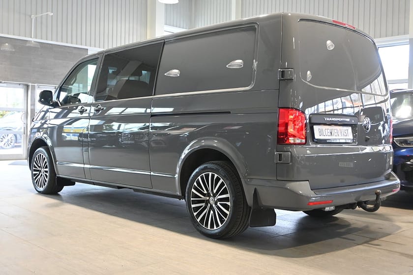 Bild 3 av Volkswagen Transporter Kombi T32 TDI 150hk 4M Cockpit Läder