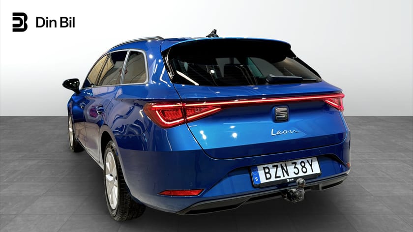 Bild 3 av SEAT Leon Sportstourer Style eTSI150 DSG Komfort/Drag/P-värmare