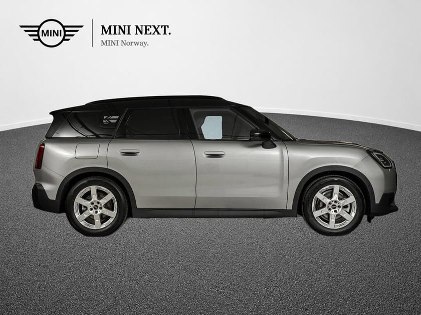 Bilde 4 av MINI Countryman SE ALL4 Classic Trim, Package S + V-Hjul.
