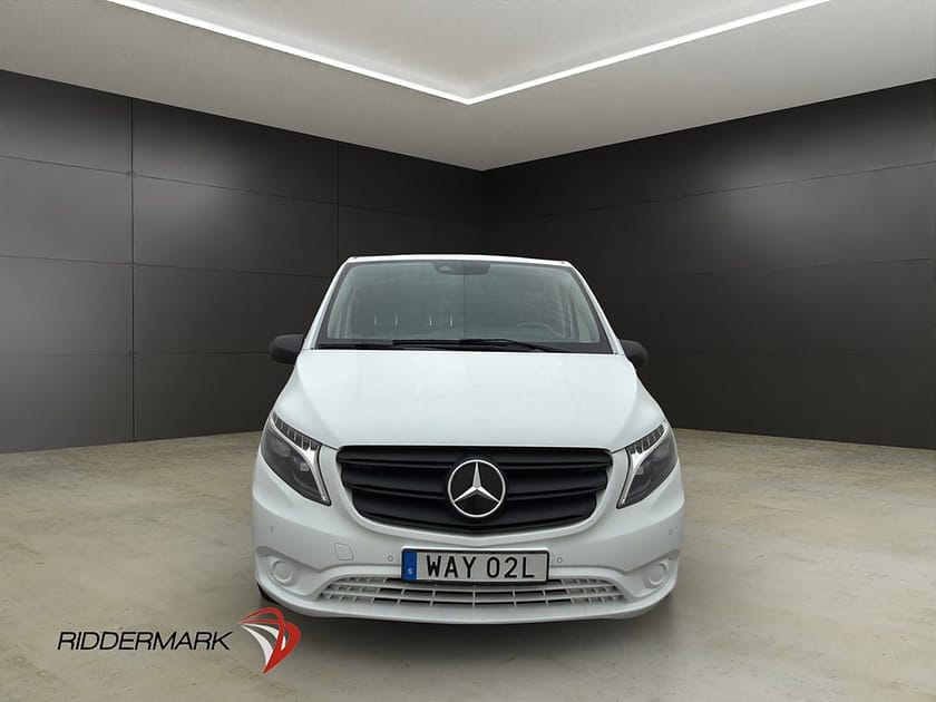 Bild 5 av Mercedes-Benz Vito 119 CDI 2.8t X-Lång Värm Drag CARPLAY Skinn Moms