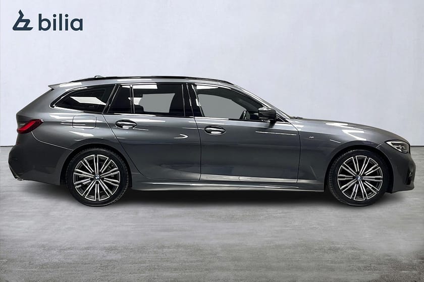 Bild 2 av BMW 320d xDrive Touring Touring-M Sport-Dragkrok-Rattvärme-Akustikrutor