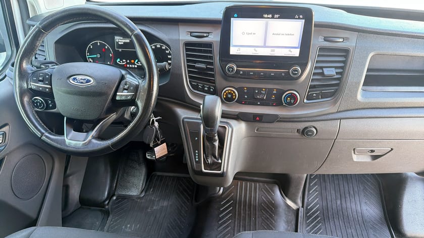 Bild 4 av Ford Transit Custom 300 L2 2,0L 130hk /Carplay / Värmare / Blackstone lås