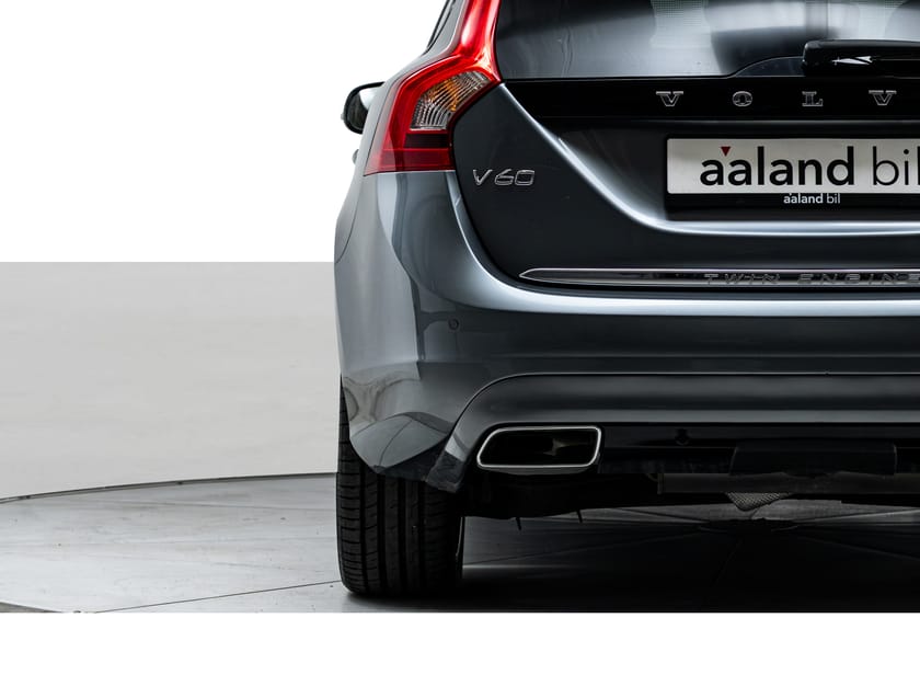 Bilde 4 av Volvo V60 D6 Twin Engine AWD Summum, hengerfeste 1800 kg.