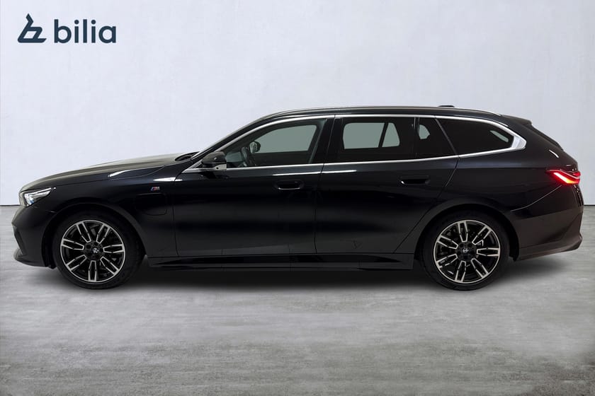 Bild 3 av BMW 530e xDrive Touring M Sport / Innovation / H/K / Adaptiv / Drag / Vent Stolar / 360