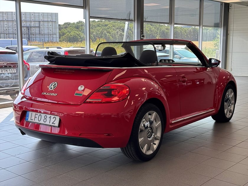 Bild 4 av Volkswagen Beetle Cabriolet 1.2 TSI CarPlay Skinn