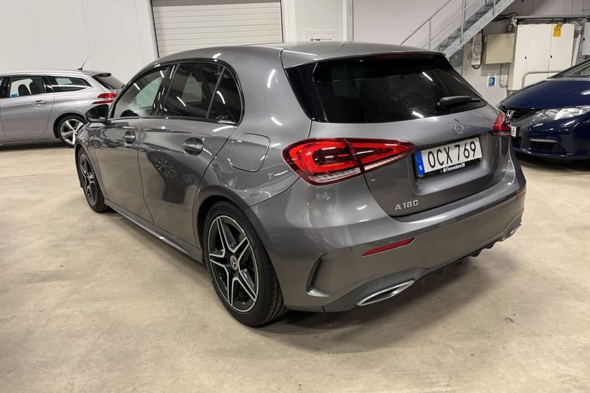 Bild 4 av Mercedes-Benz A 180 *V-hjul/Backkamera/SE SPEC*