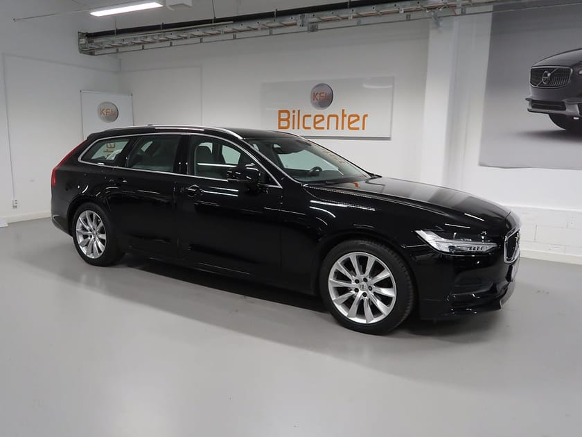 Bild 4 av Volvo V90 D4 V-Däck ingår Skinn-Drag-Värmare-VoC-Pilot-Rattvärme-