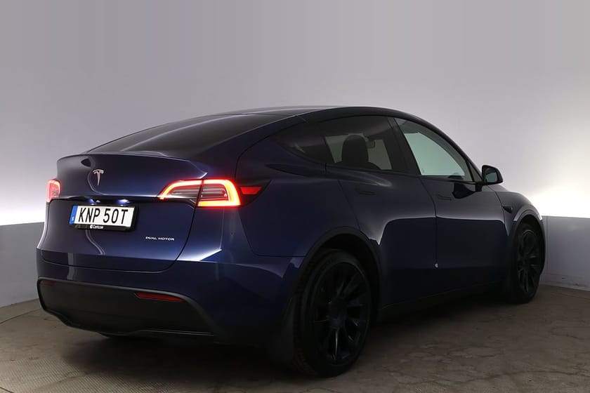 Bild 5 av Tesla Model Y Long Range AWD EAP Uppg.AP Pano 20"