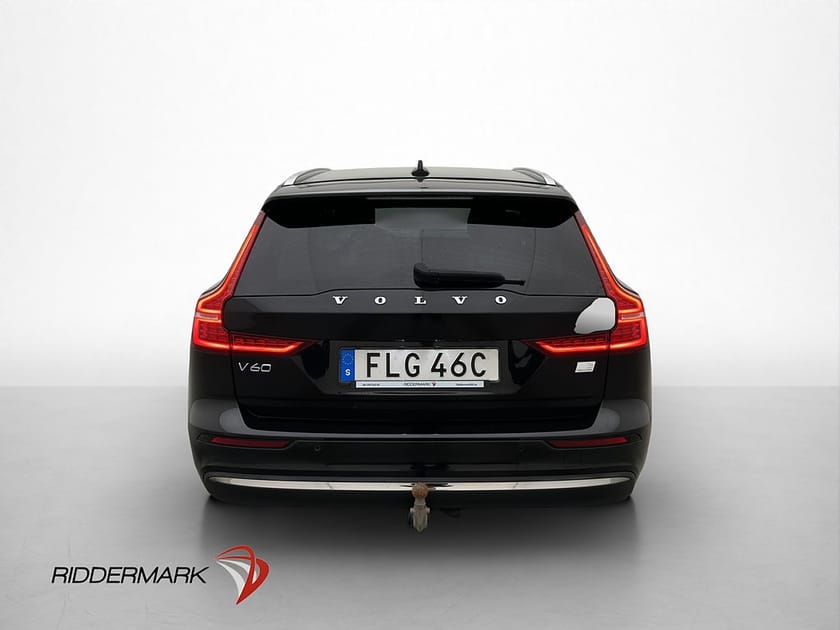 Bild 5 av Volvo V60 Recharge T6 AWD Core Kamera Pilot CarPlay Dragkrok