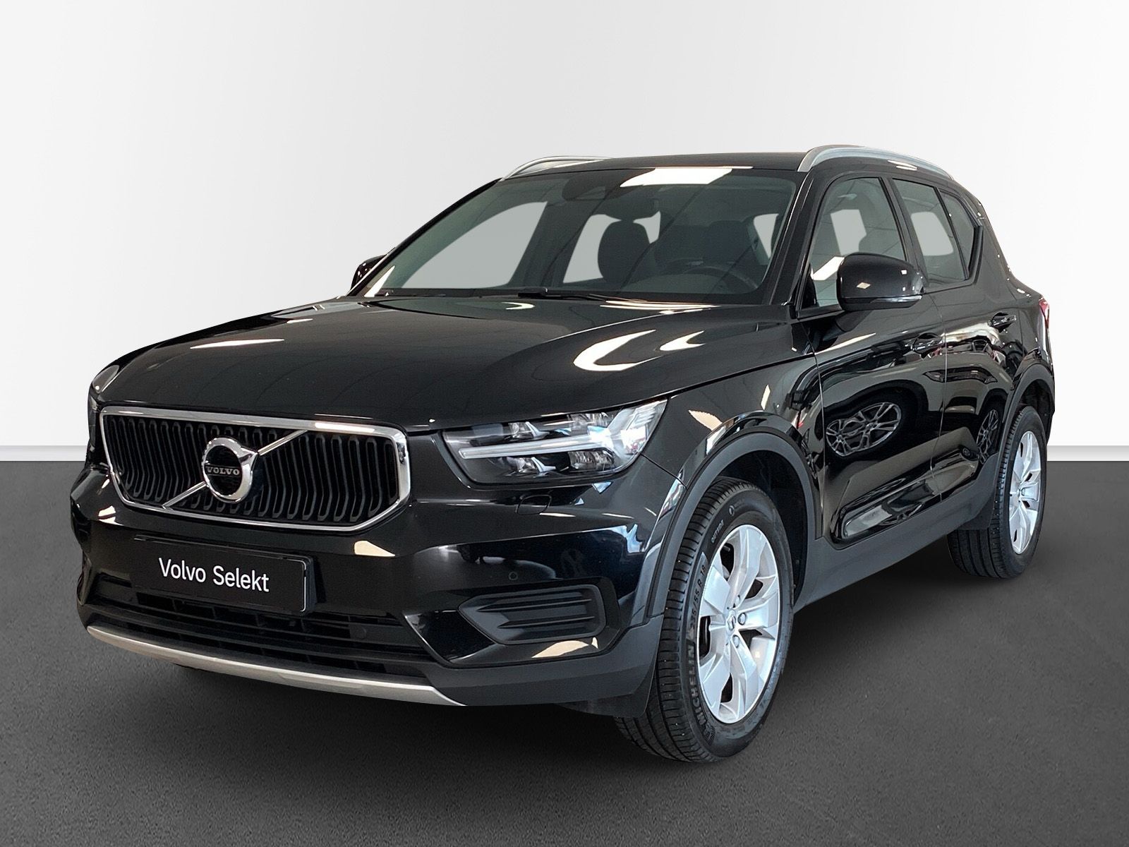 Volvo XC40 129 л.с.