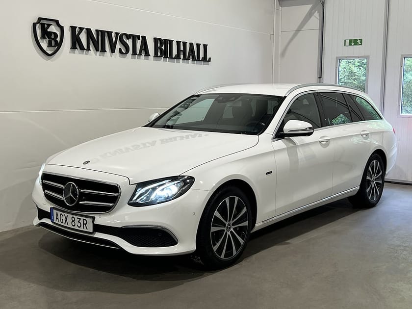 Bild 1 av Mercedes-Benz E 300 de T PLUG-IN 9G-Tronic Moms Widescreen Drag 306hk