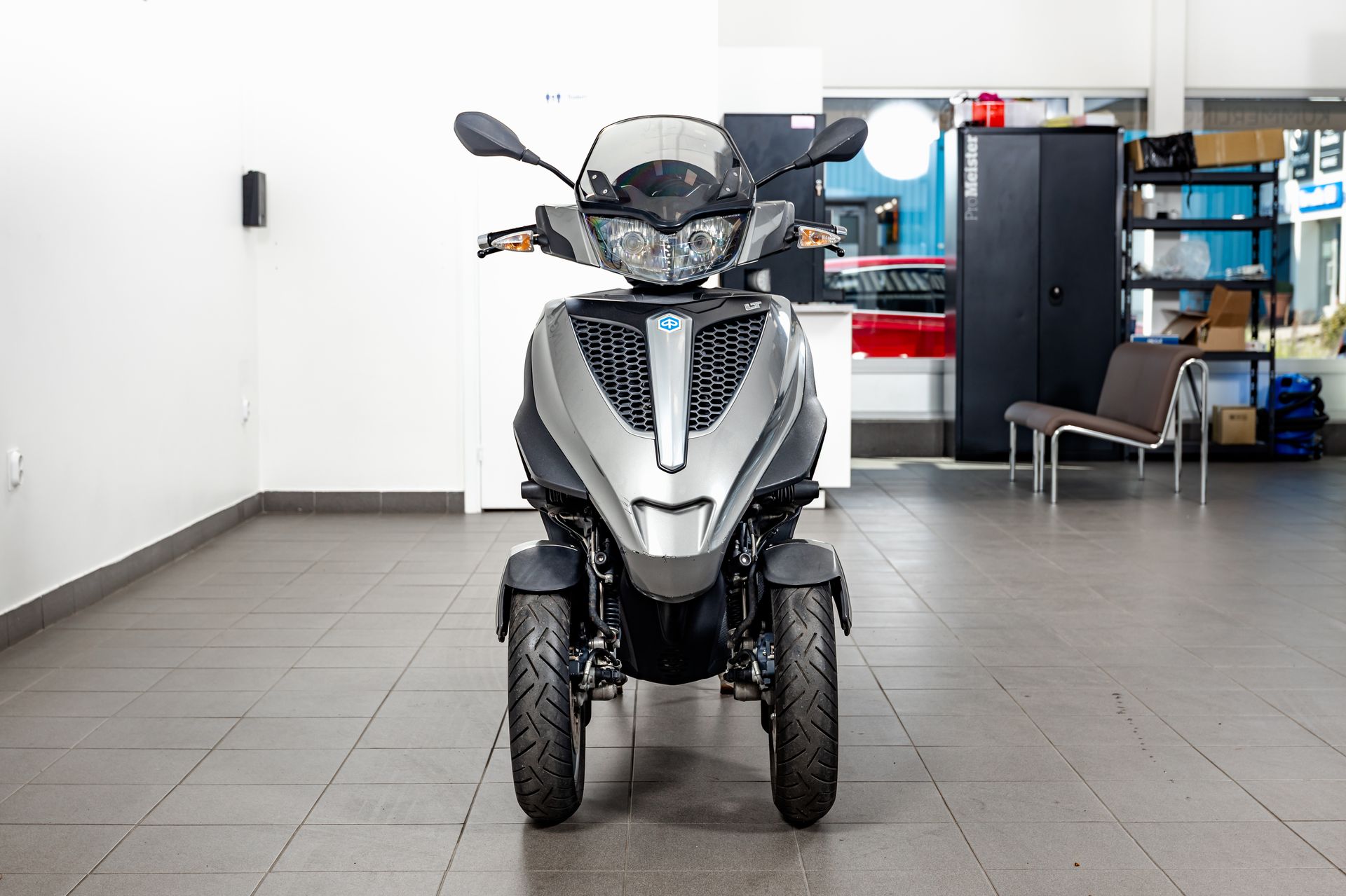 Piaggio MP3 300 2013, kuva 6/19