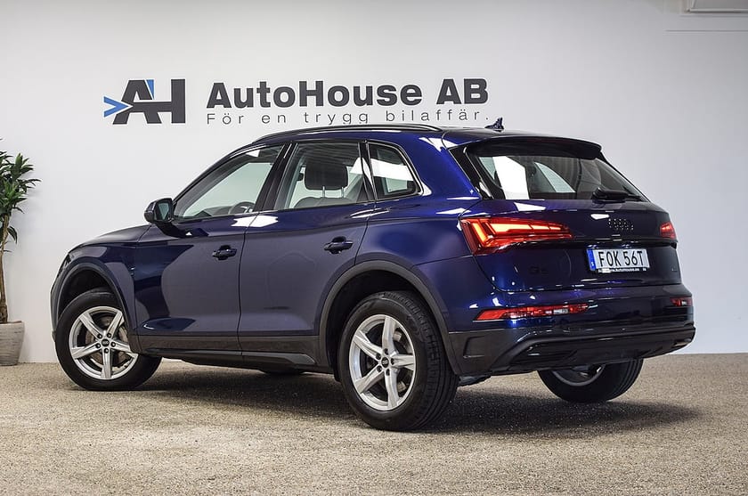 Bild 2 av Audi Q5 40 TDI quattro Optikpaket CarPlay B-kamera Keyless