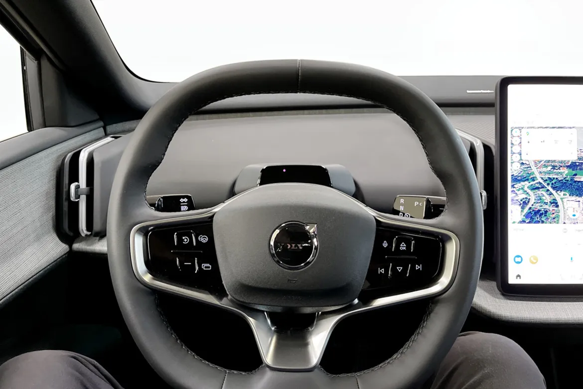 Volvo EX30 Cross Country Twin Motor Performance