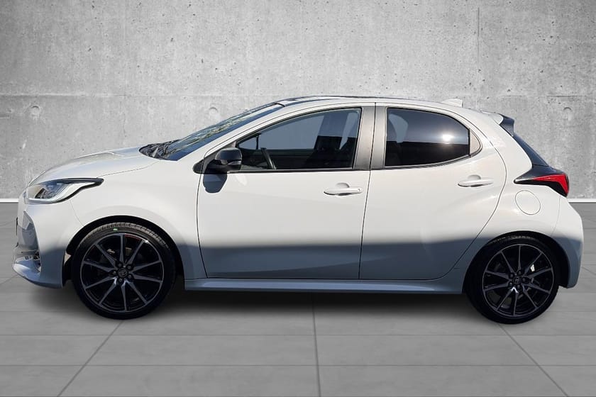 Bilde 2 av Toyota Yaris Hybrid 1.5 GR SPORT