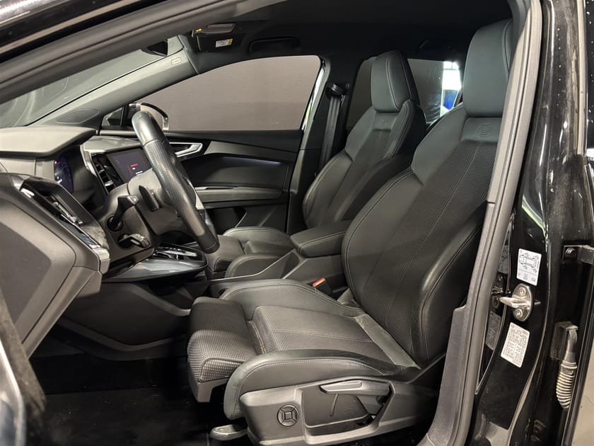 Bild 2 av Audi Q4 50 e-tron quattro E Tron S-Line Comfort 299hk