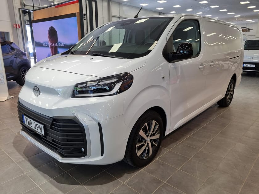 Bild 1 av Toyota Proace L1 LONG 2,2D 180 HK AUTO PROFESSIONAL 2 DÖRRAR