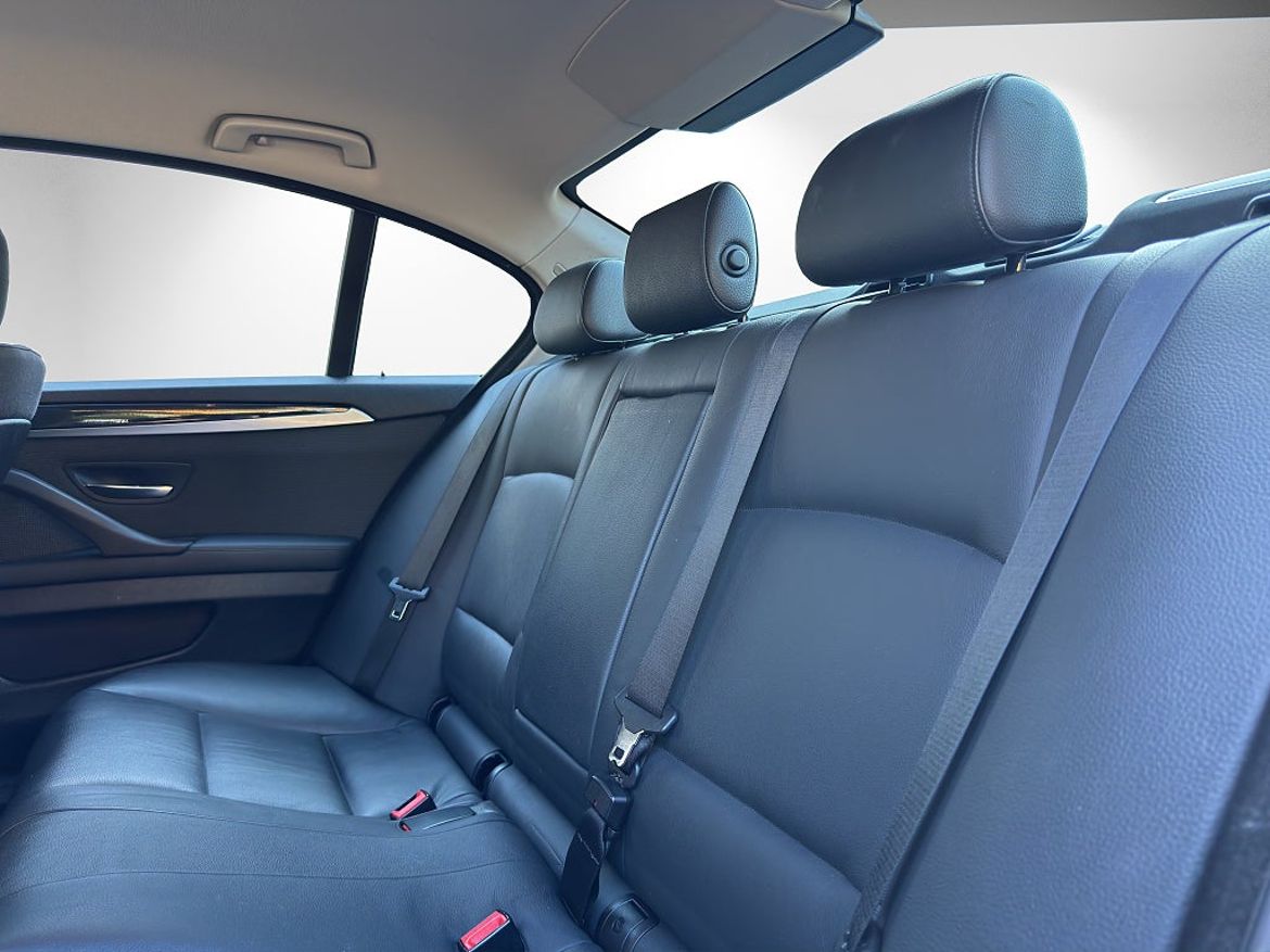 BMW 520d Sedan, bild 10 av 19