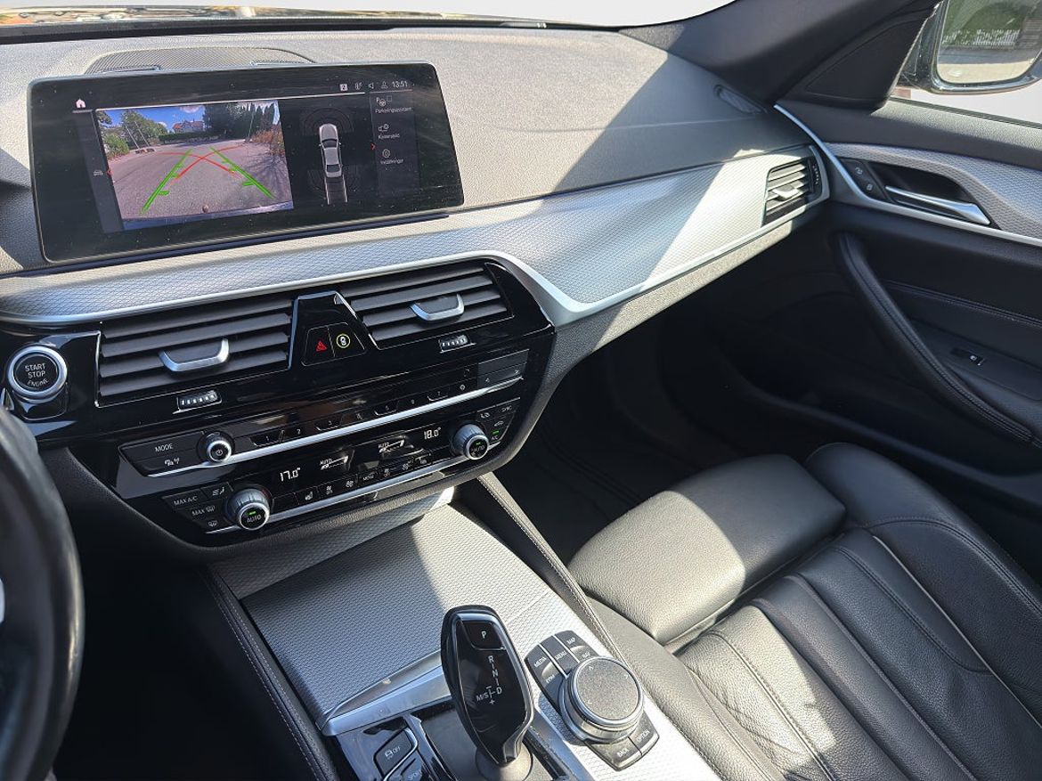 BMW 520d xDrive Sedan, bild 11 av 17