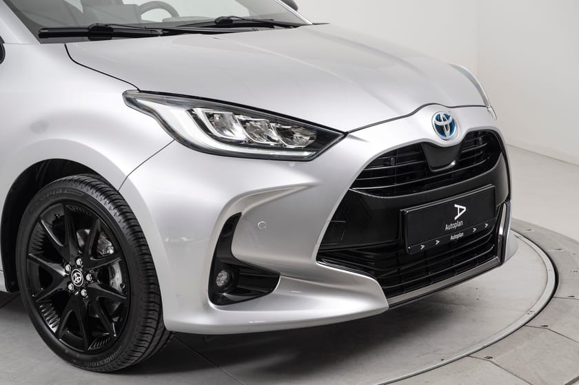 Bilde 3 av Toyota Yaris Hybrid Style | ACC/Navi/Kamera/Pano