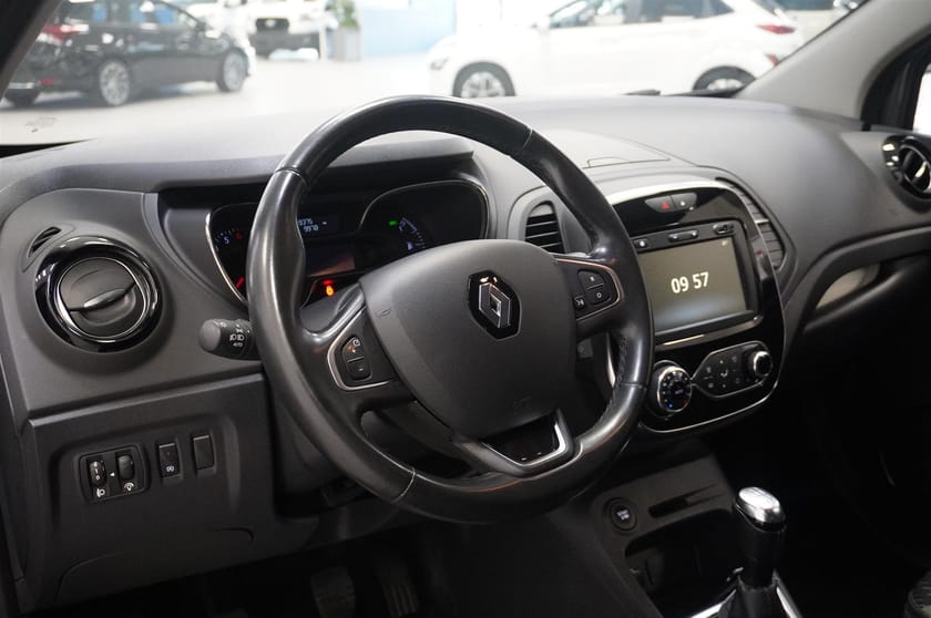 Bild 2 av Renault Captur Phii Energy TCe Intens Navi 90hk
