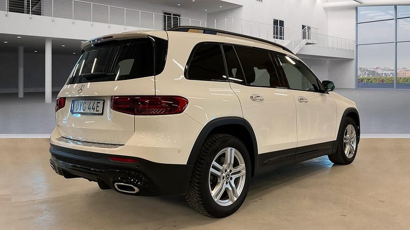 Bild 4 av Mercedes-Benz GLB 200 AMG Line Premium | Panorama | Värmare | 360