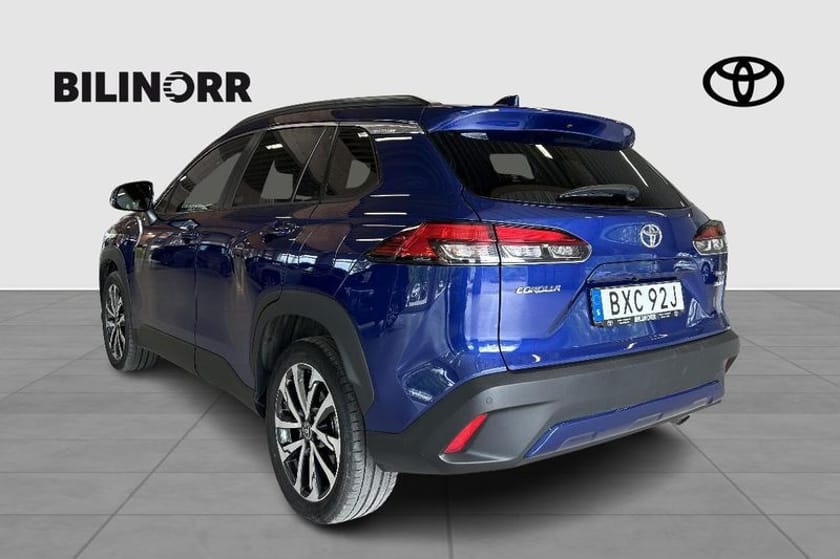Bild 3 av Toyota Corolla Cross Hybrid AWD-i 2,0 EXECUTIVE SKINNKLÄ