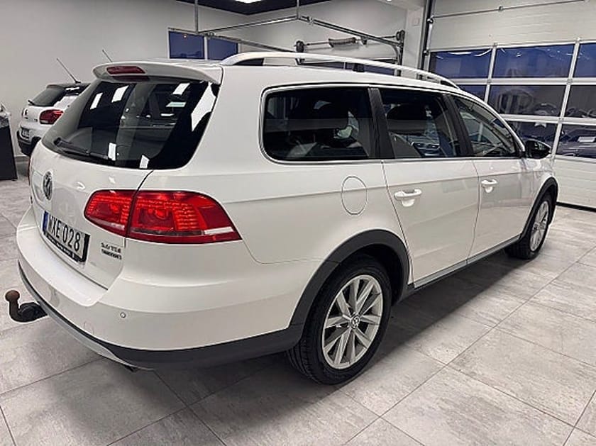 Bild 4 av Volkswagen Passat Alltrack 2.0 TDI DPF BMT 4Motion //B-kamera// Drag