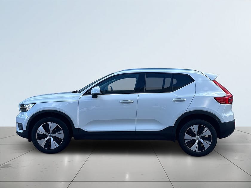 Bild 4 av Volvo XC40 D3 Momentum Advanced Edt Pvärm Kamera 360° GPS SoV