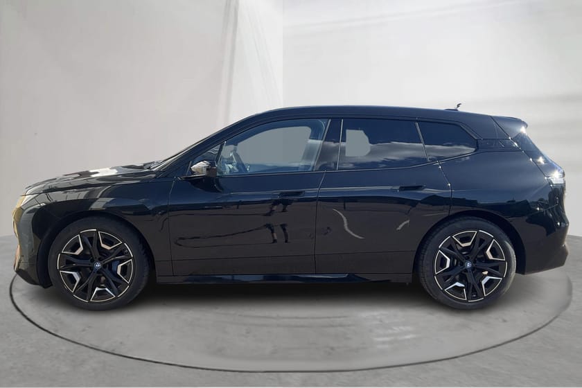 Bild 2 av BMW iX xDrive50 xDrive50, I20 (520hk) Sport Harman/Kardon 360
