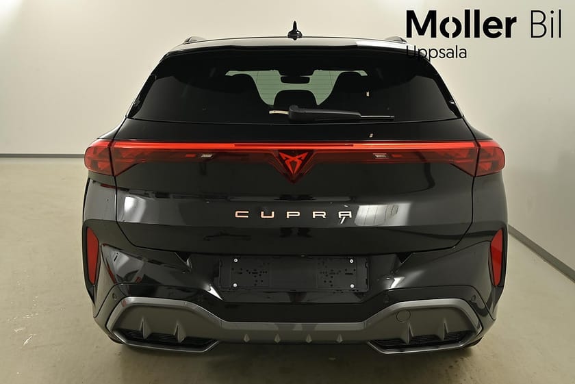 Bild 4 av CUPRA Terramar e-Hybrid eHybrid 204hk, DEMOBIL, LED-Matrix, Elstolar, Dragkrok