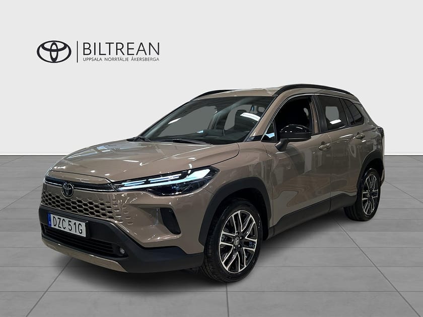 Bild 1 av Toyota Corolla Cross Hybrid 1,8 Style Vinterhjul Ingår!
