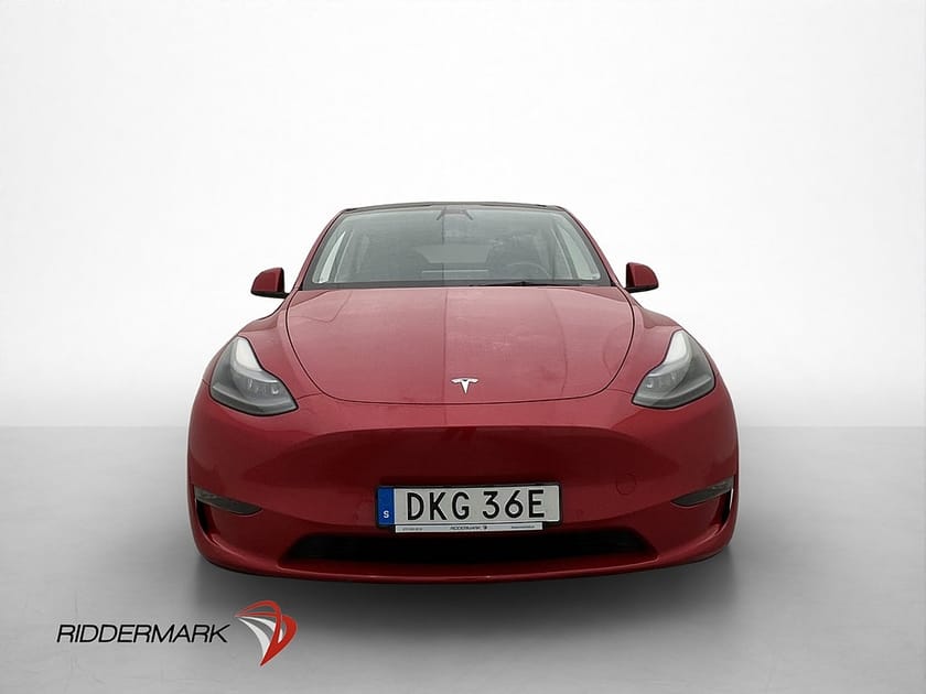 Bild 3 av Tesla Model Y Long Range AWD Svensksåld Panorama